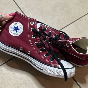 Maroon Converse size 8